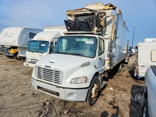 FREIGHTLINER M2