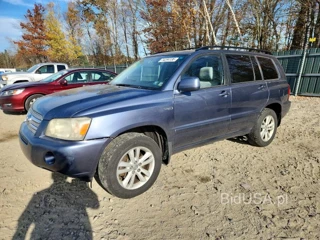 TOYOTA HIGHLANDER HYBRID