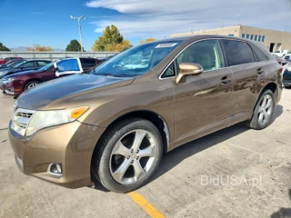 TOYOTA VENZA LE