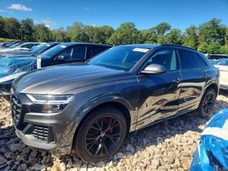 AUDI Q8 PREMIUM