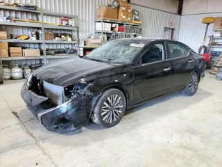 NISSAN ALTIMA SV