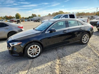 MERCEDES-BENZ A 220 4MATIC