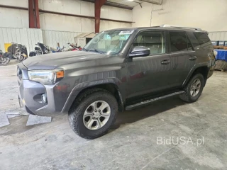 TOYOTA 4RUNNER SR5
