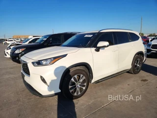 TOYOTA HIGHLANDER XLE