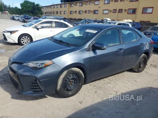 TOYOTA COROLLA SE