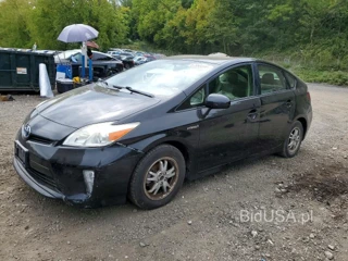 TOYOTA PRIUS THREE