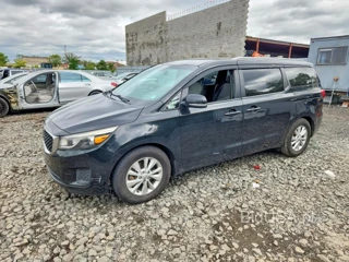 KIA SEDONA LX