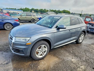 AUDI Q5 PREMIUM