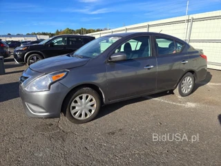 NISSAN VERSA SV
