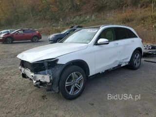 MERCEDES-BENZ GLC 300 4MATIC