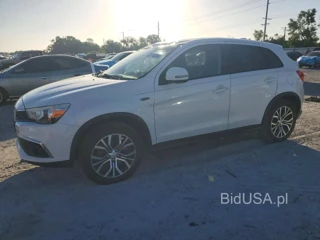 MITSUBISHI OUTLANDER SPORT ES