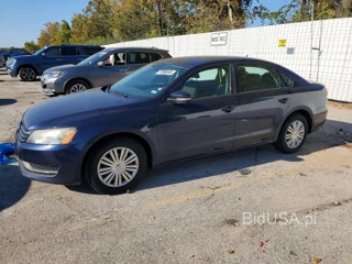 VOLKSWAGEN PASSAT S