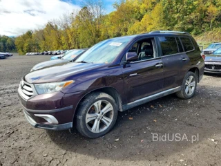 TOYOTA HIGHLANDER LIMITED