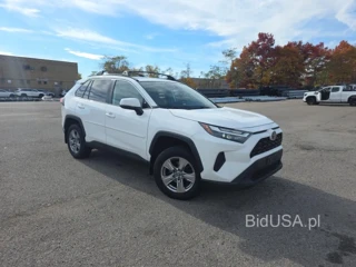 TOYOTA RAV4 XLE
