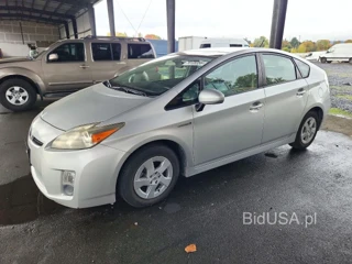 TOYOTA PRIUS IV