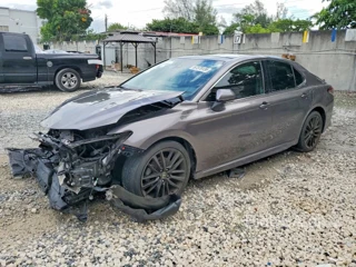 TOYOTA CAMRY XSE