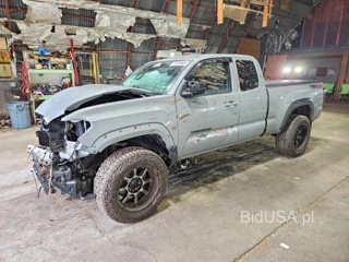 TOYOTA TACOMA TRD OFF-ROAD