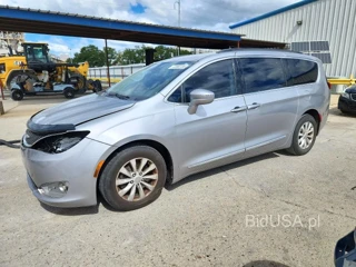 CHRYSLER PACIFICA TOURING L