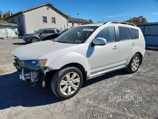 MITSUBISHI OUTLANDER SE