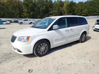 CHRYSLER TOWN & COUNTRY LIMITED