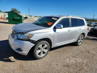 TOYOTA HIGHLANDER SPORT