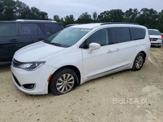 CHRYSLER PACIFICA TOURING L