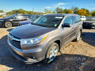 TOYOTA HIGHLANDER LIMITED PLATINUM
