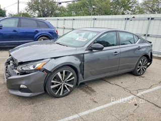 NISSAN ALTIMA SR