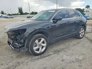 AUDI Q3 PREMIUM 40