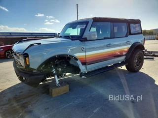 FORD BRONCO OUTER BANKS
