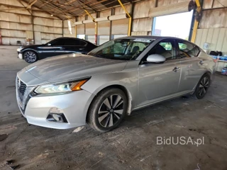 NISSAN ALTIMA SV