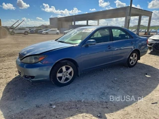 TOYOTA CAMRY SE V6