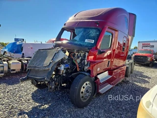 FREIGHTLINER CASCADIA 126
