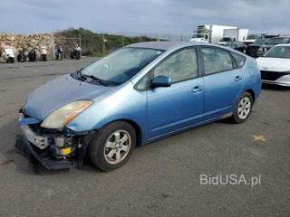 TOYOTA PRIUS BASE