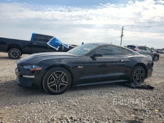 FORD MUSTANG GT