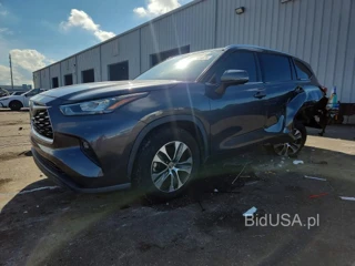 TOYOTA HIGHLANDER XLE