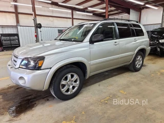 TOYOTA HIGHLANDER BASE