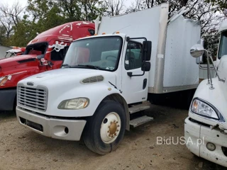 FREIGHTLINER M2 106 MEDIUM DUTY
