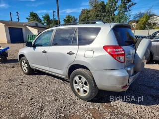 TOYOTA RAV4 BASE
