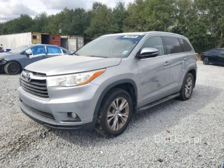 TOYOTA HIGHLANDER XLE
