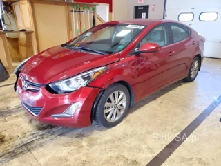 HYUNDAI ELANTRA SE