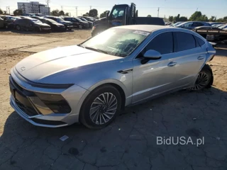 HYUNDAI SONATA HYBRID SEL