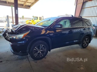 TOYOTA HIGHLANDER LE PLUS