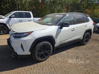 TOYOTA RAV4 XSE