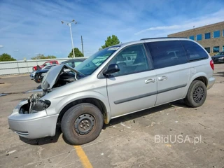 CHRYSLER TOWN & COUNTRY LX