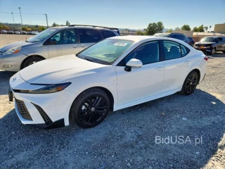 TOYOTA CAMRY SE