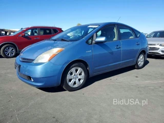 TOYOTA PRIUS BASE