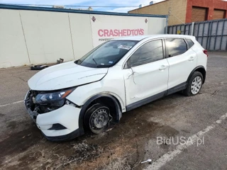 NISSAN ROGUE SPORT S