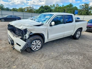 NISSAN FRONTIER SV