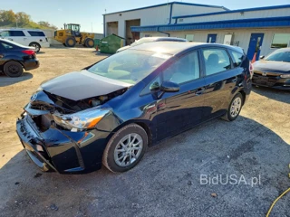 TOYOTA PRIUS V TWO